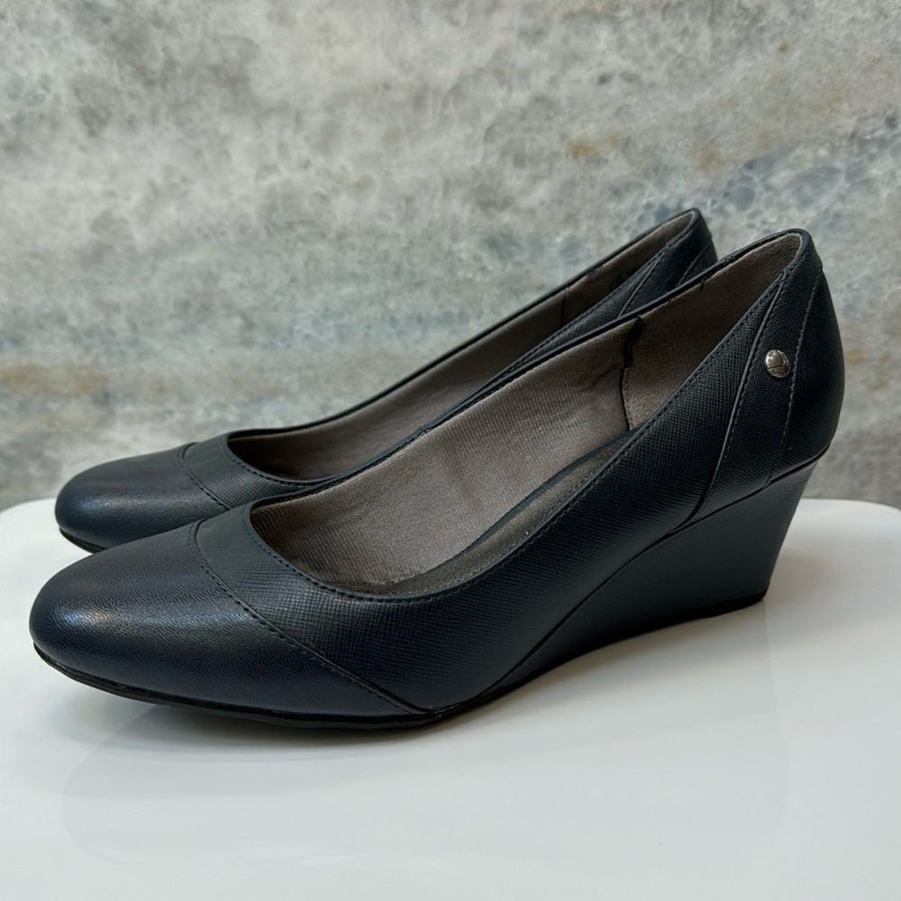 Life Stride Dreams Wedge Classic Navy Size 8.5